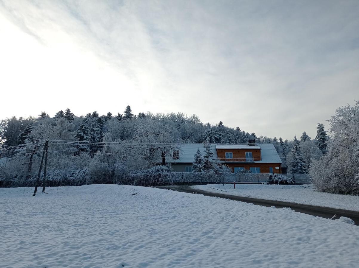 Leśniczówka Apartamento Lanckorona Exterior foto