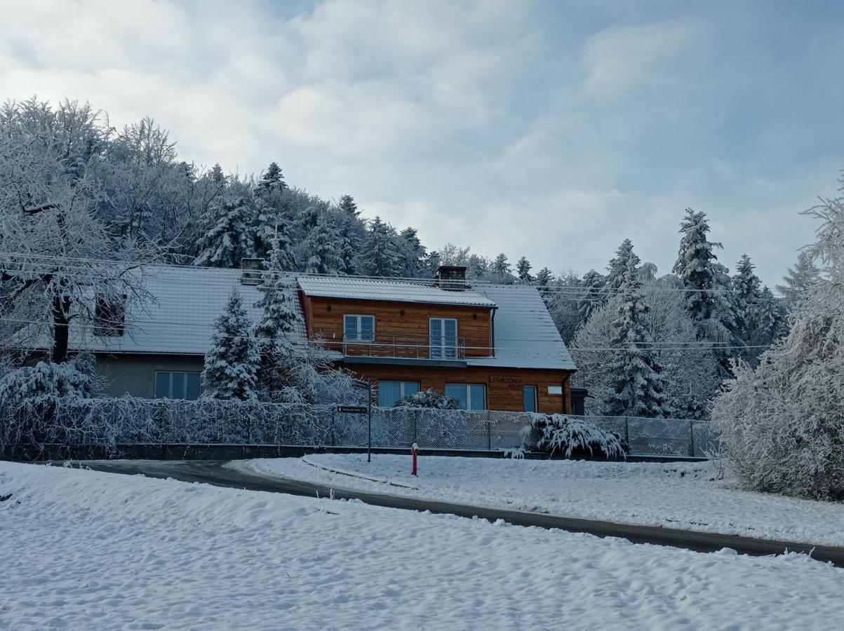Leśniczówka Apartamento Lanckorona Exterior foto